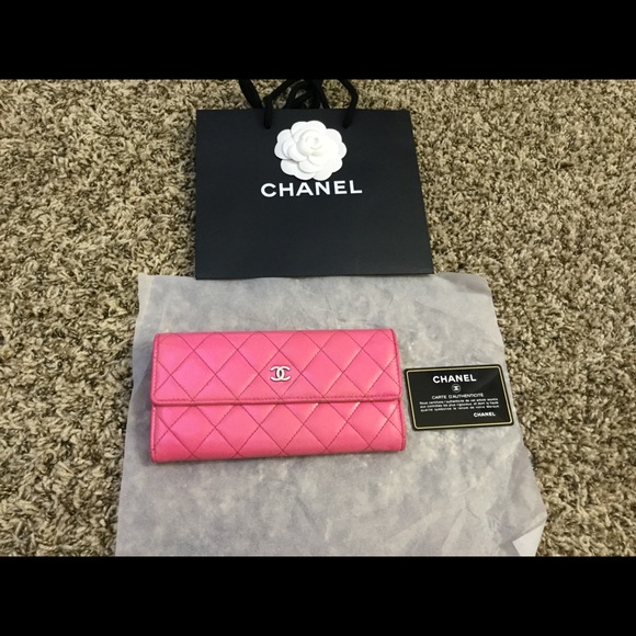 CHANEL Handbags - Authentic Chanel Women’s Wallet